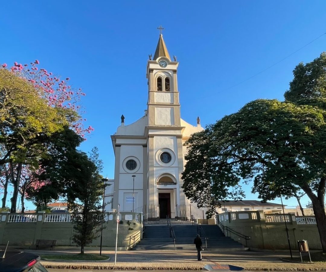 igreja sagrado coração bairro