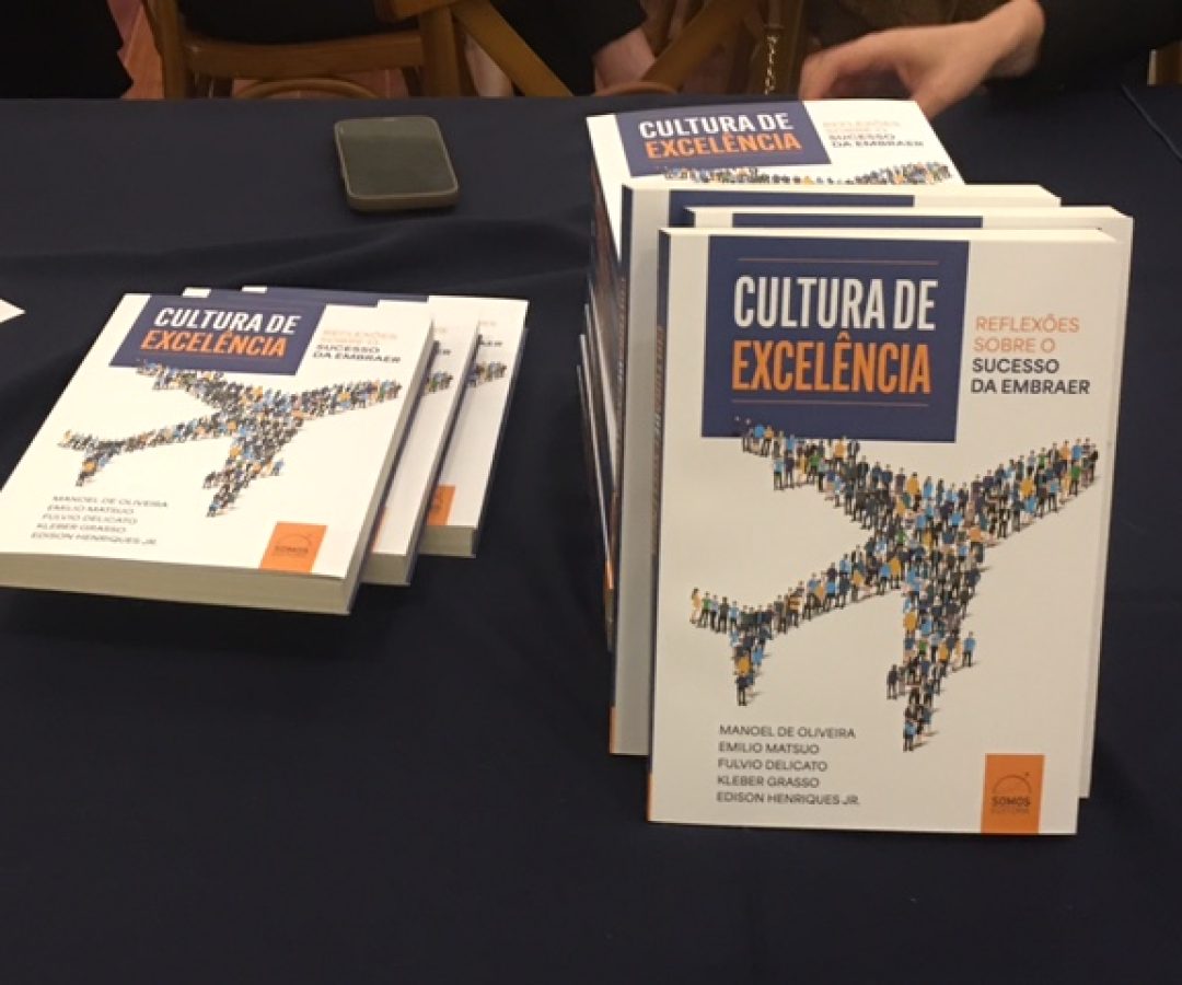 livro-Cultura-de-Excelencia-Reflexoes-sobre-o-Sucesso-da-Embraer-IMG_0919