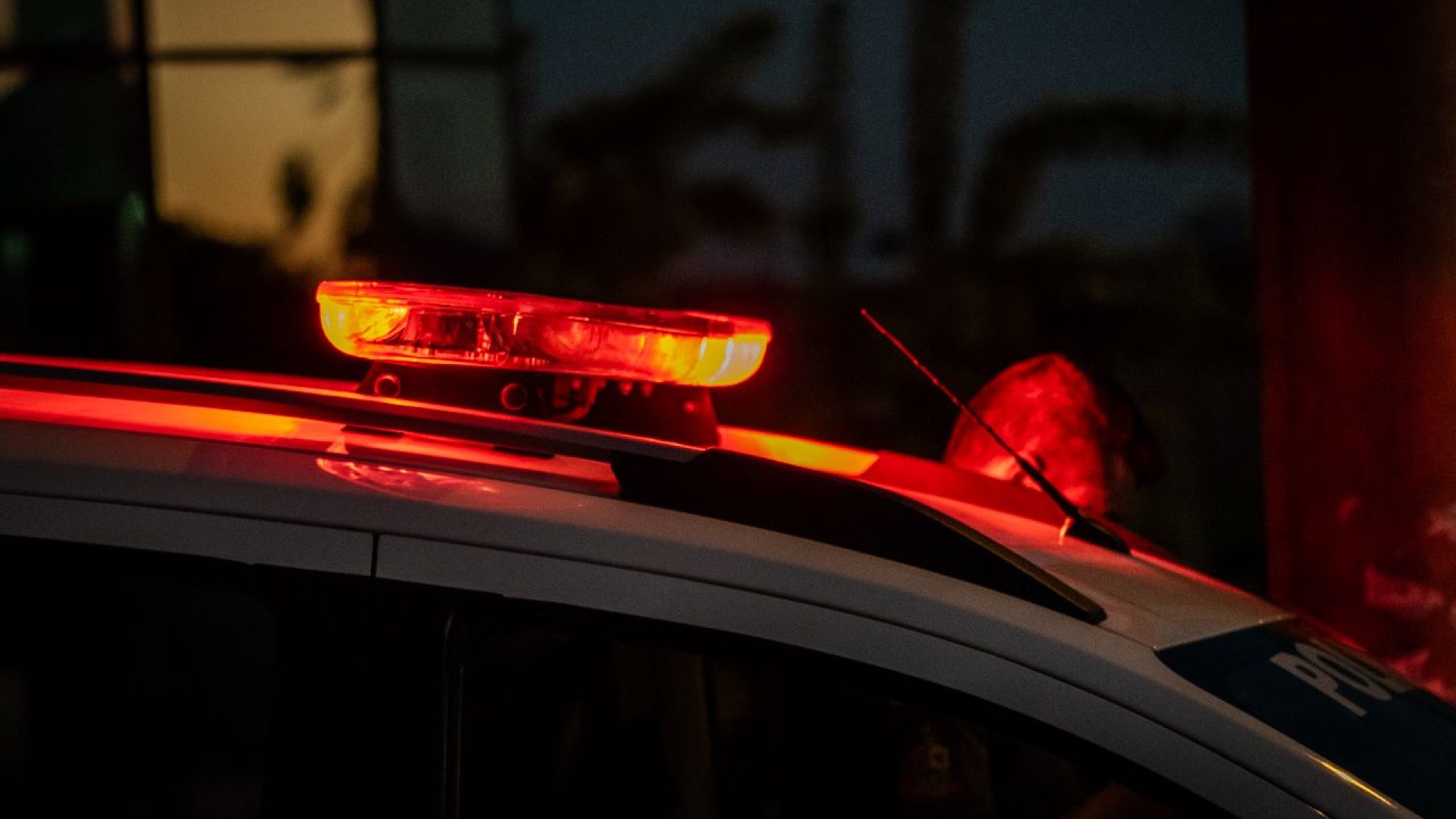 policia viatura giroflex pm (1)